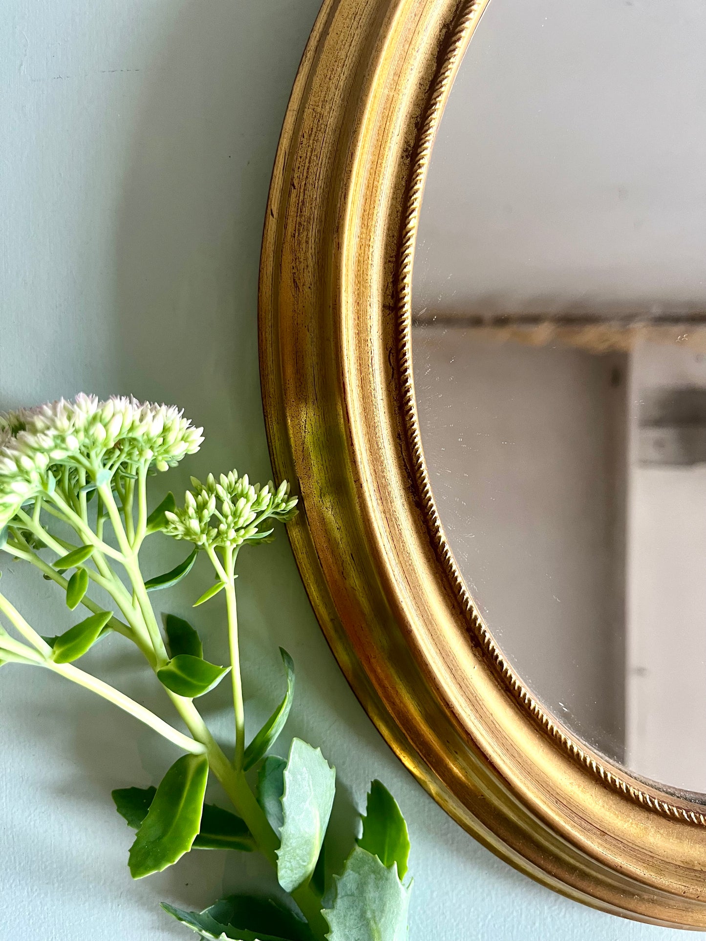Miroir ovale vintage doré  Décoration Patine