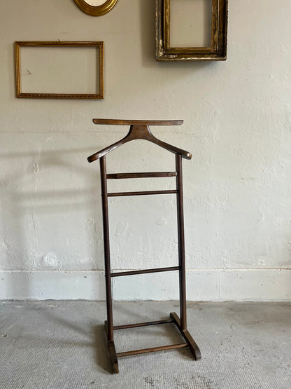 Valet ancien en bois   Patine