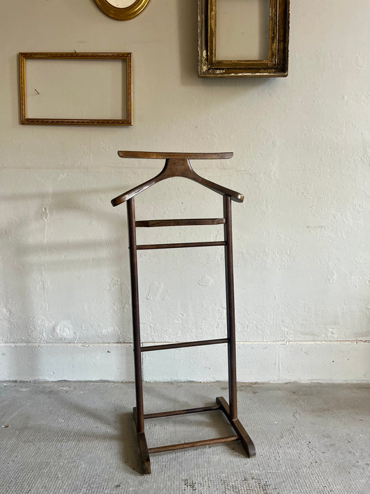 Valet ancien en bois   Patine