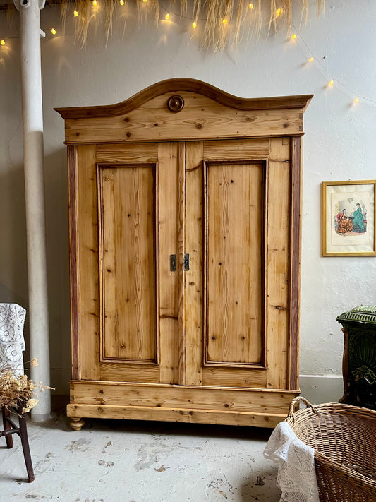Armoire à chapeau - 2 portes