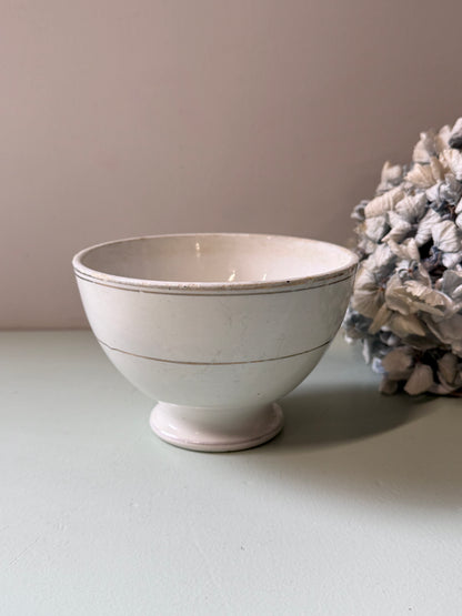 Bol blanc avec liserés couleur or