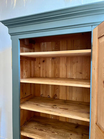 Bonnetière/armoire ancienne une porte bleu-gris