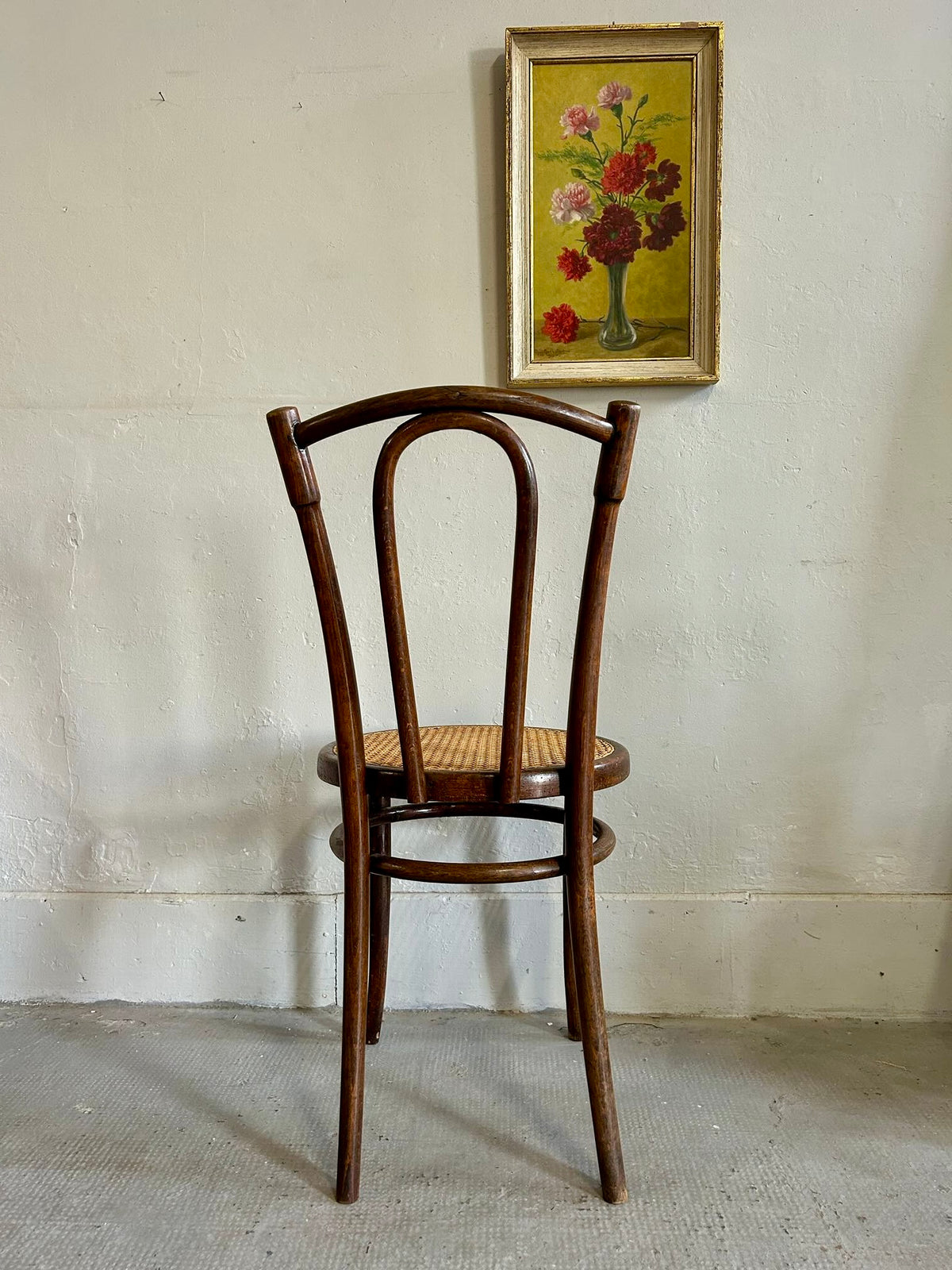 Chaise bistrot bois courbe assise cannage - type Thonet   Patine