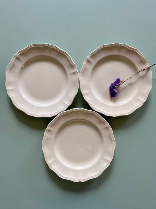 Assiettes plates Sarreguemines beige- lot de 3   Patine