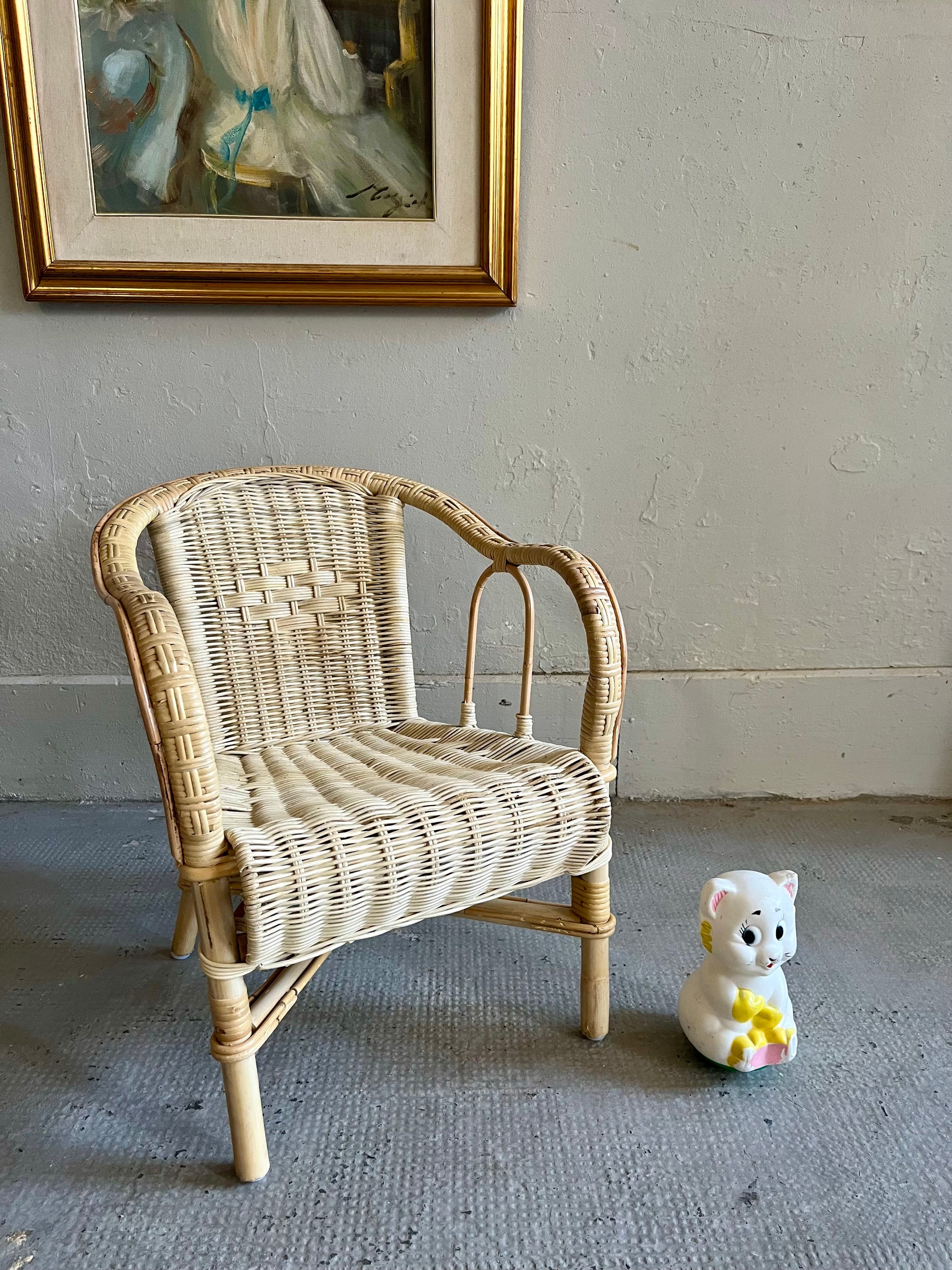 Chaise enfant en osier   Patine