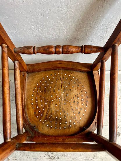 Chaise bistrot ancienne assise étoile