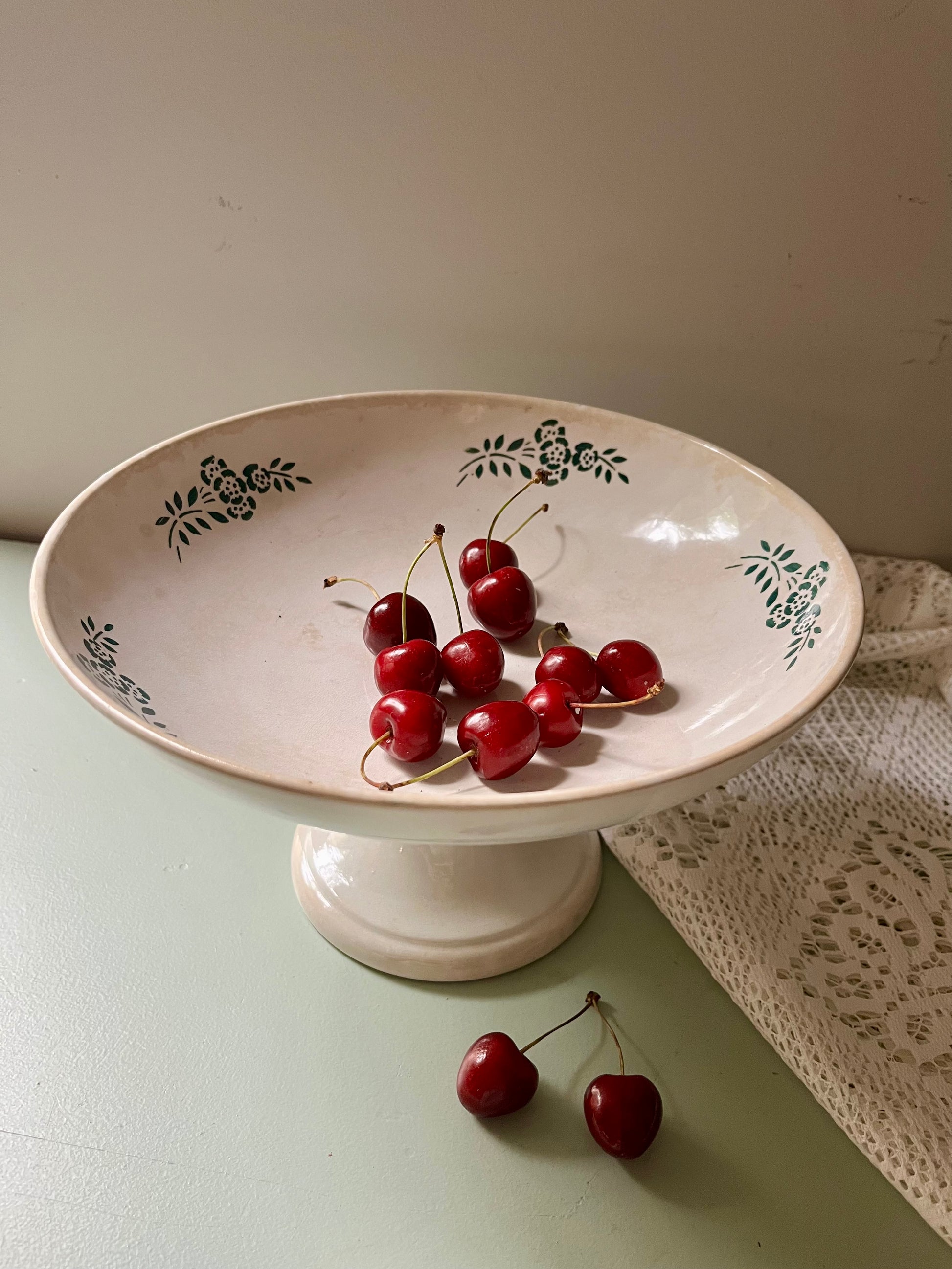 Compotier en céramique fleurs vertes  Vaisselle Patine