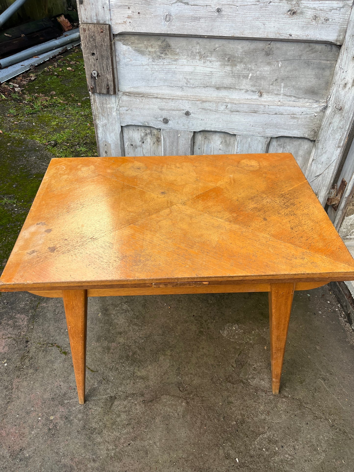 Table pieds compas avec allonges