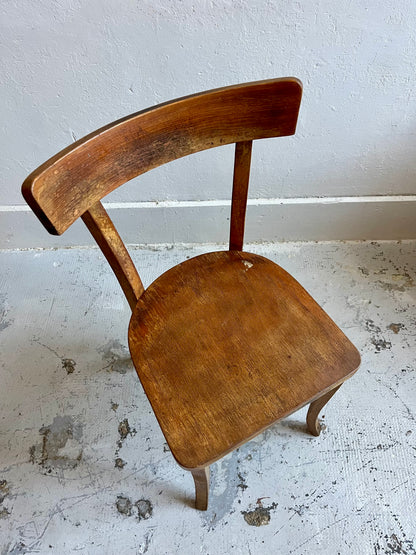 Lot de 2 chaises bistrot anciennes