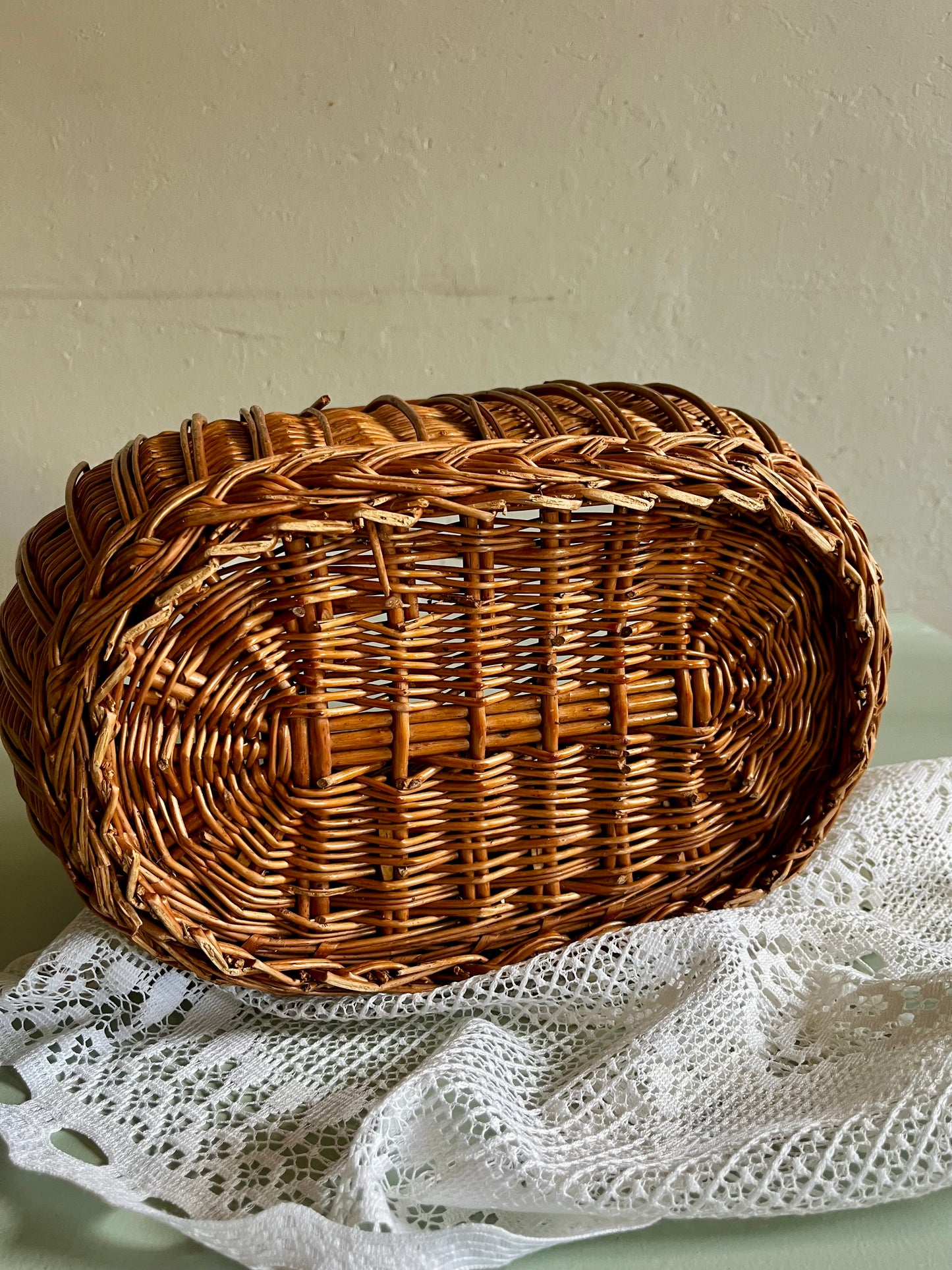 Panier ancien en oval avec anse  Décoration Patine