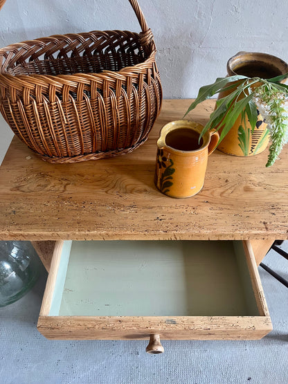 Petit établi ancien avec tiroir   Patine