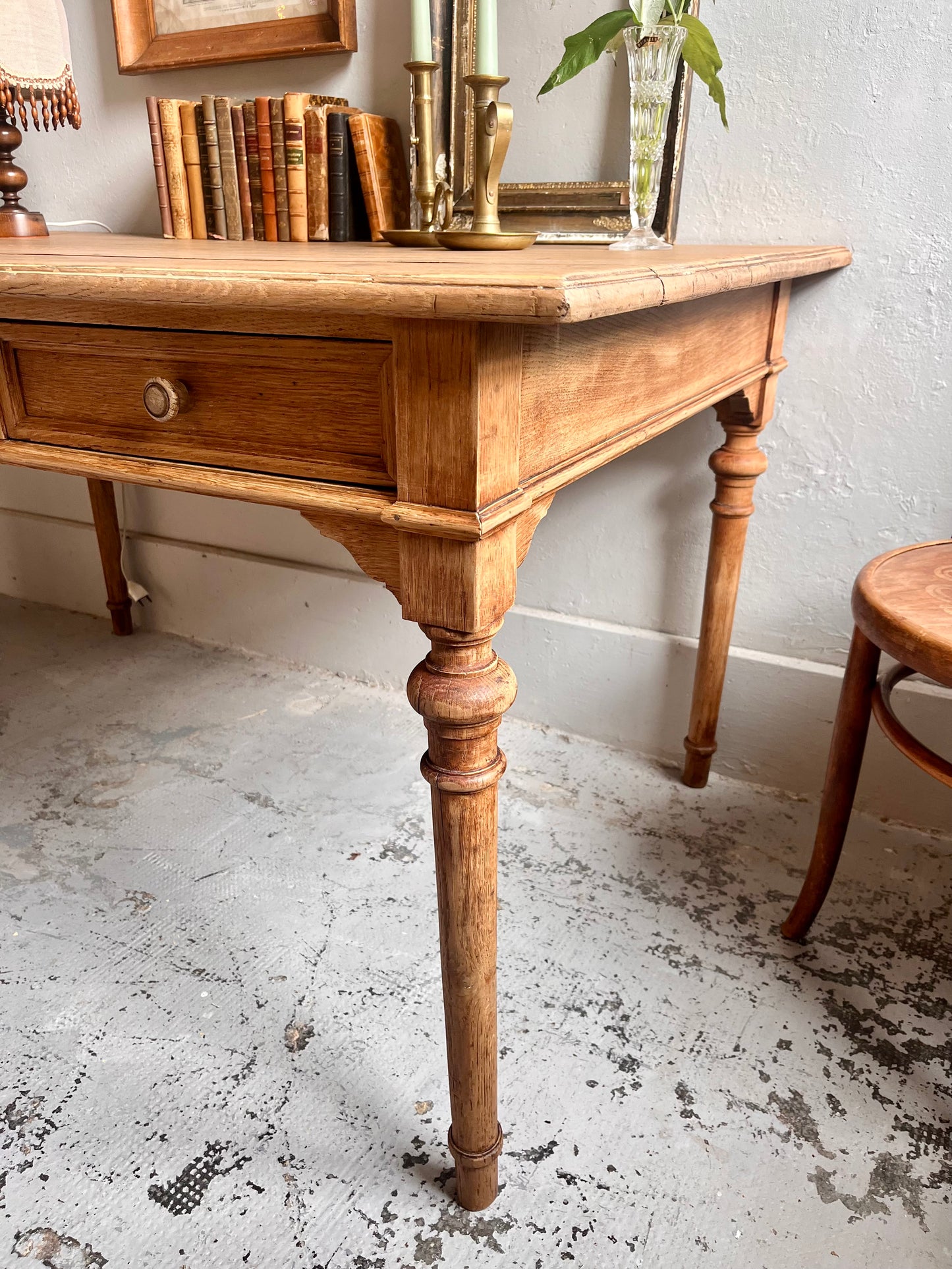 Bureau ancien en chêne/ table   Patine