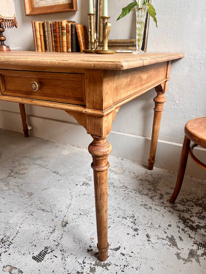 Bureau ancien en chêne/ table   Patine
