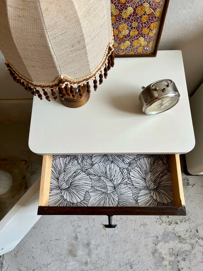 Paire de chevets beige et bois