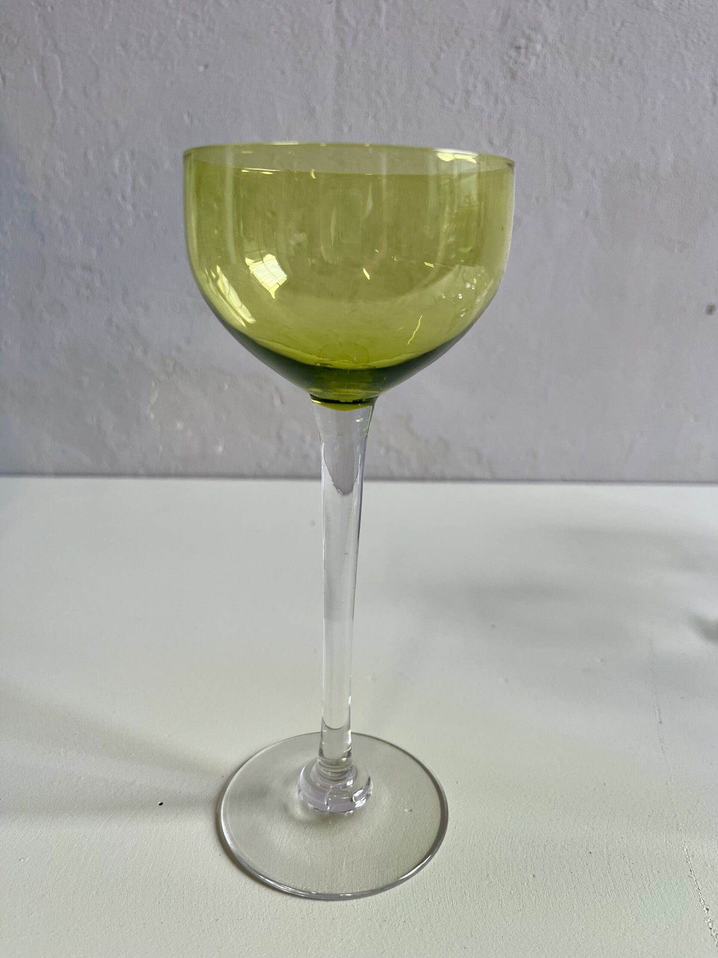 Verres à vin Rhin Romer vert Baccarat modèle « Perfection »