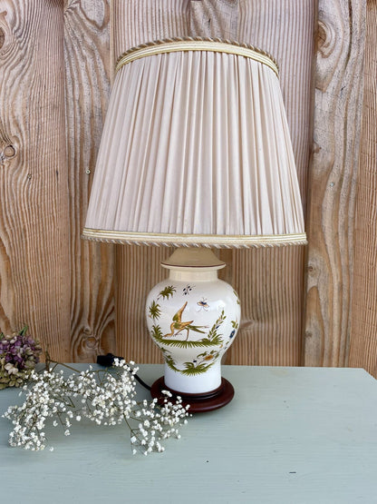 Lampe en porcelaine décor oiseau