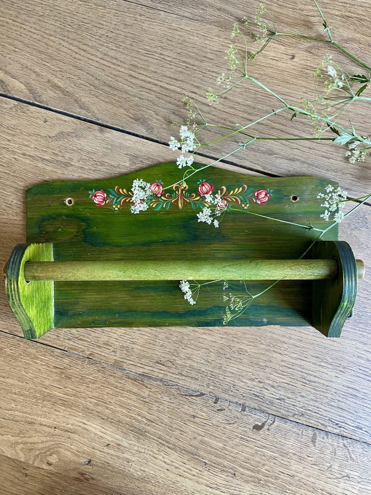 Ensemble boîte et porte rouleau