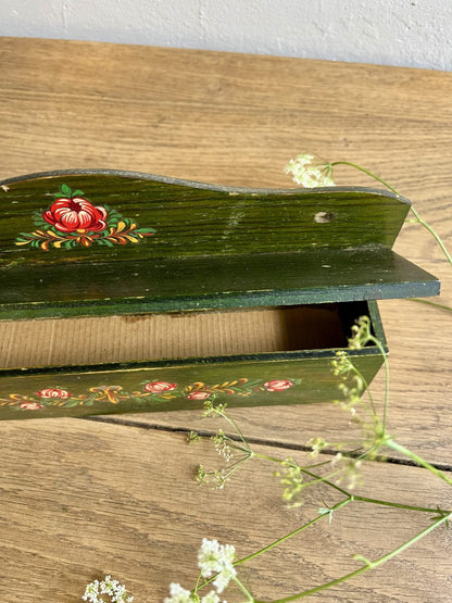 Ensemble boîte et porte rouleau