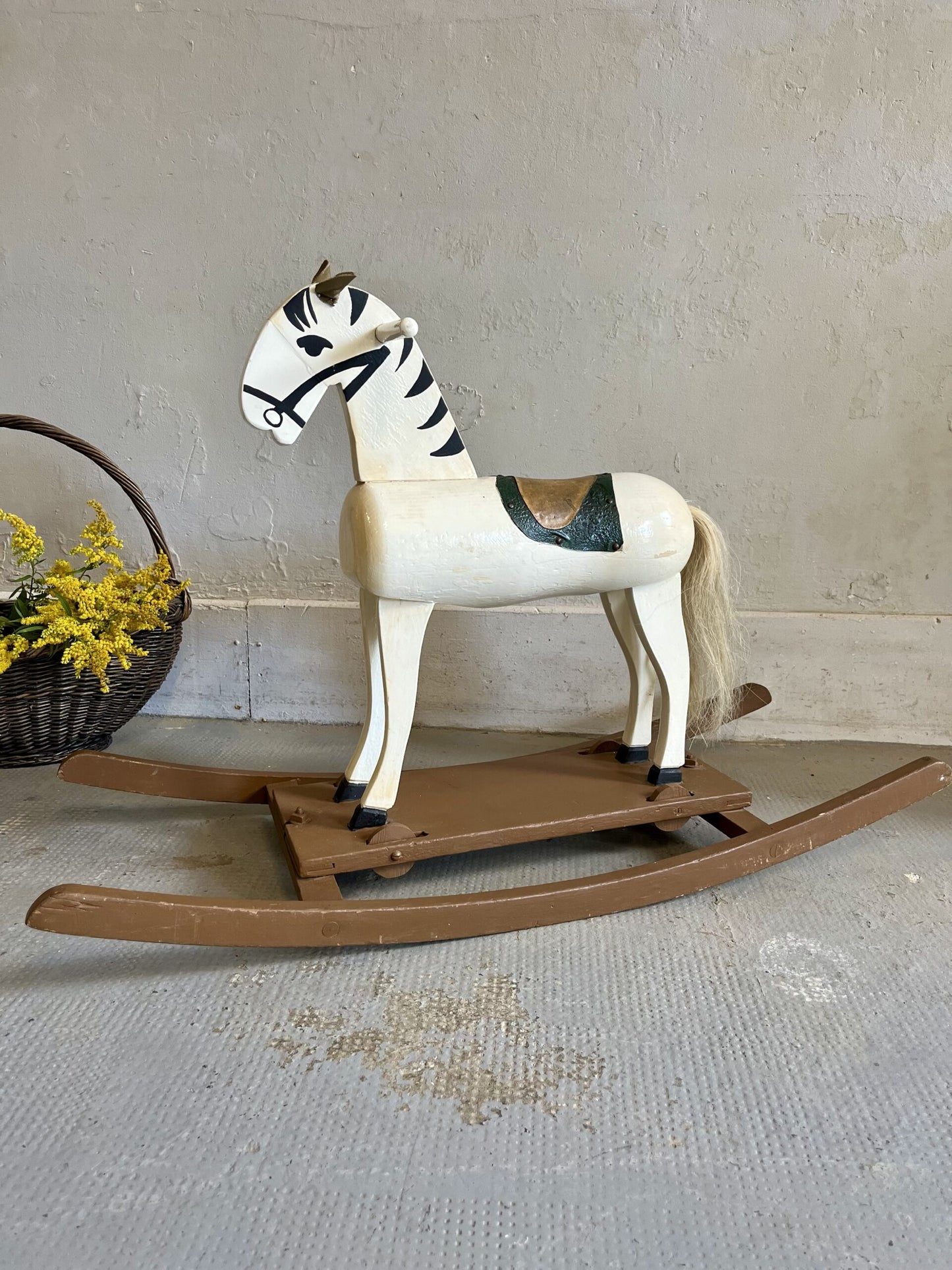 Cheval à bascule vintage