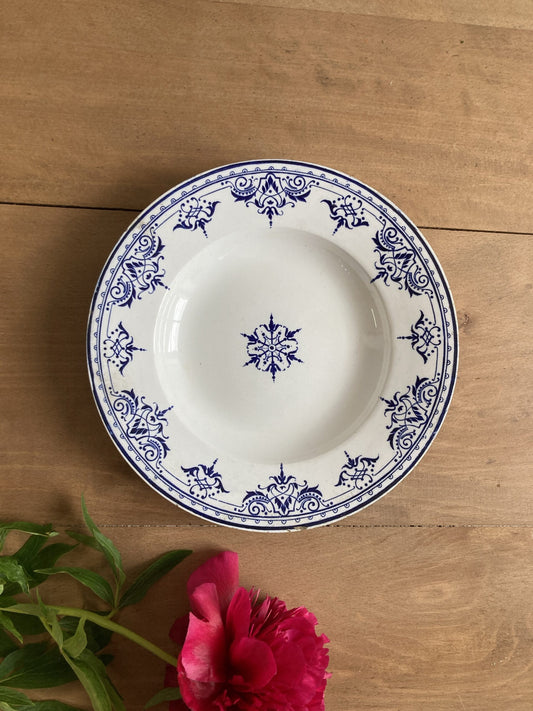 Assiette Sarreguemines modèle Nielles