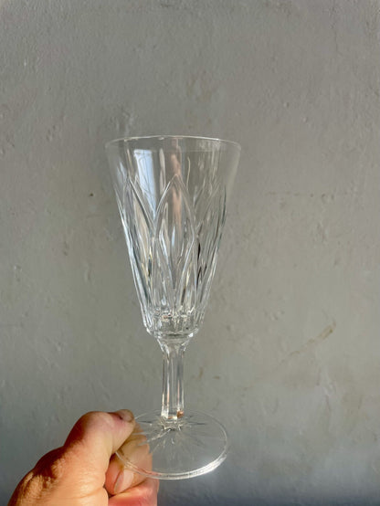 Coupes à champagne en verre ciselé - lot de 8