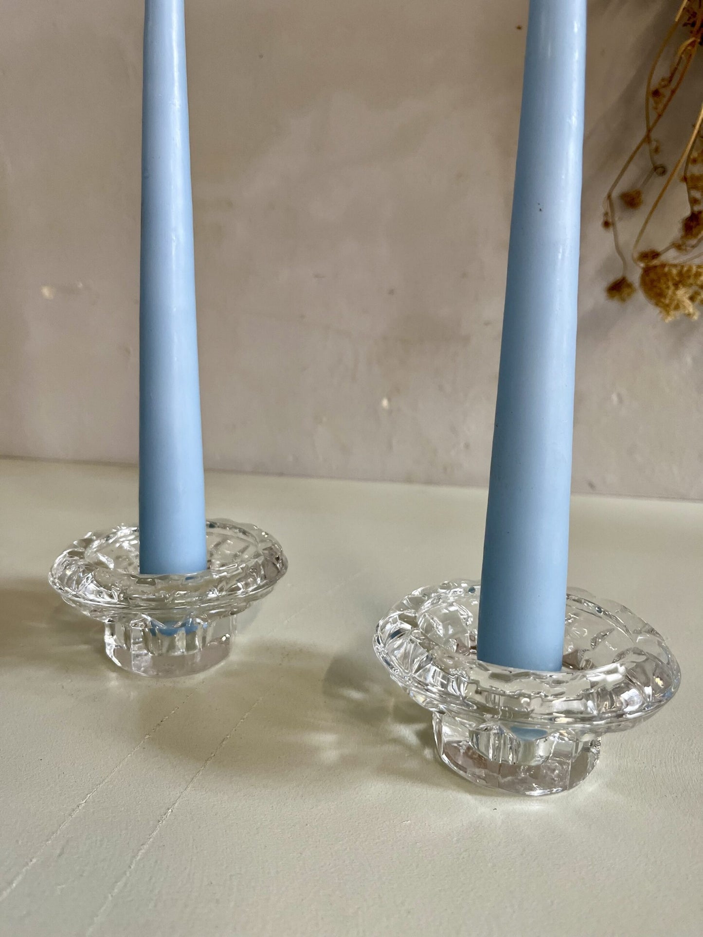 Bougeoir en verre ciselé 1