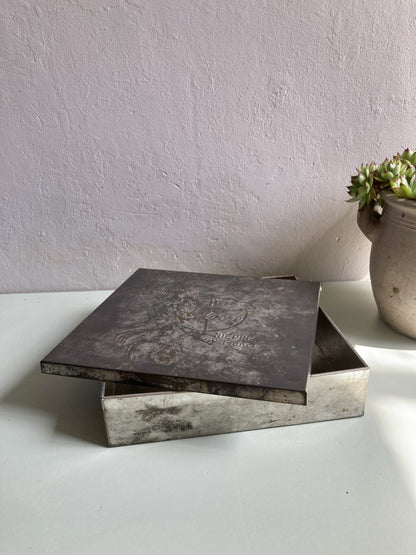 Boite métallique Delacre