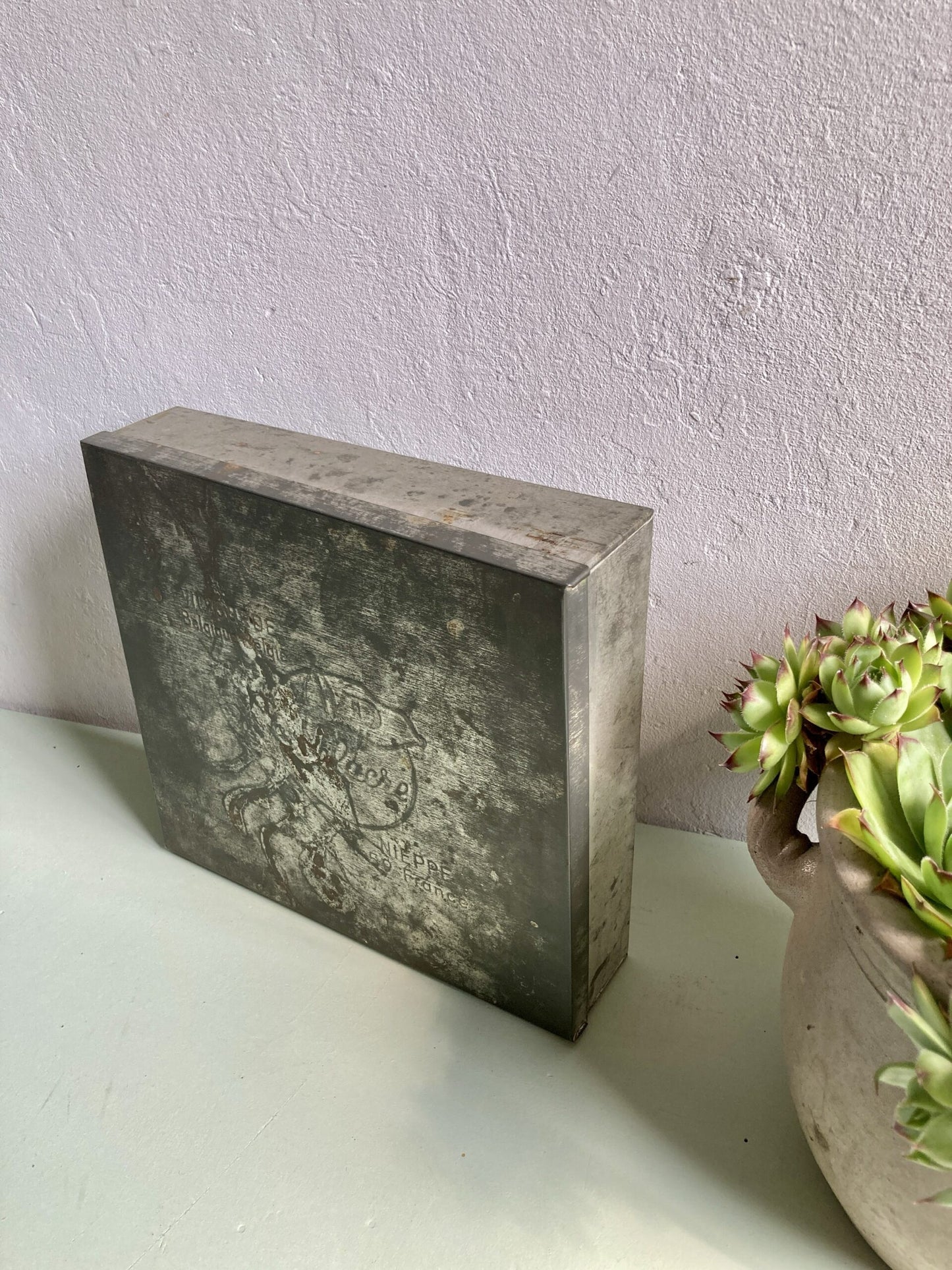 Boite métallique Delacre