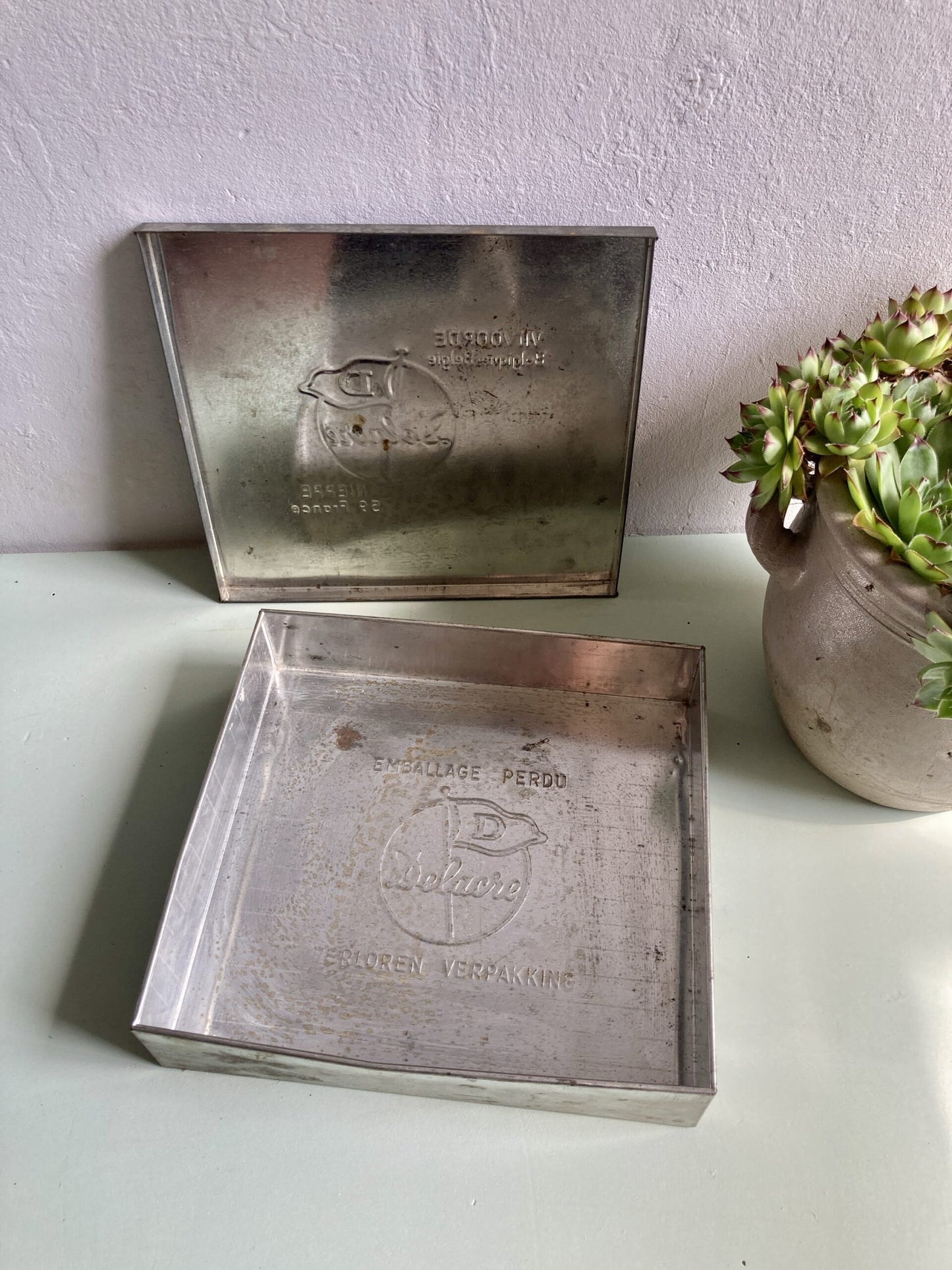 Boite métallique Delacre