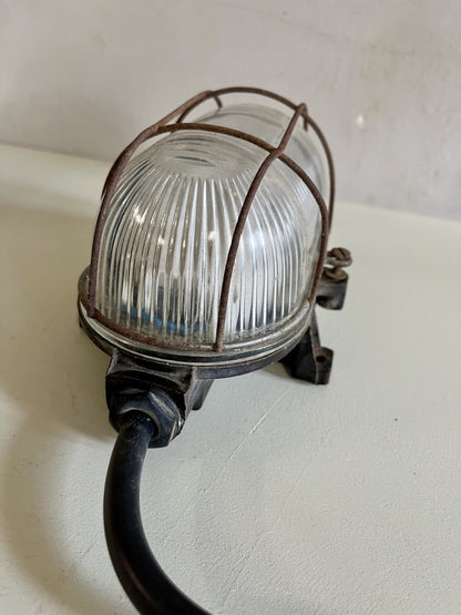 Applique murale industrielle