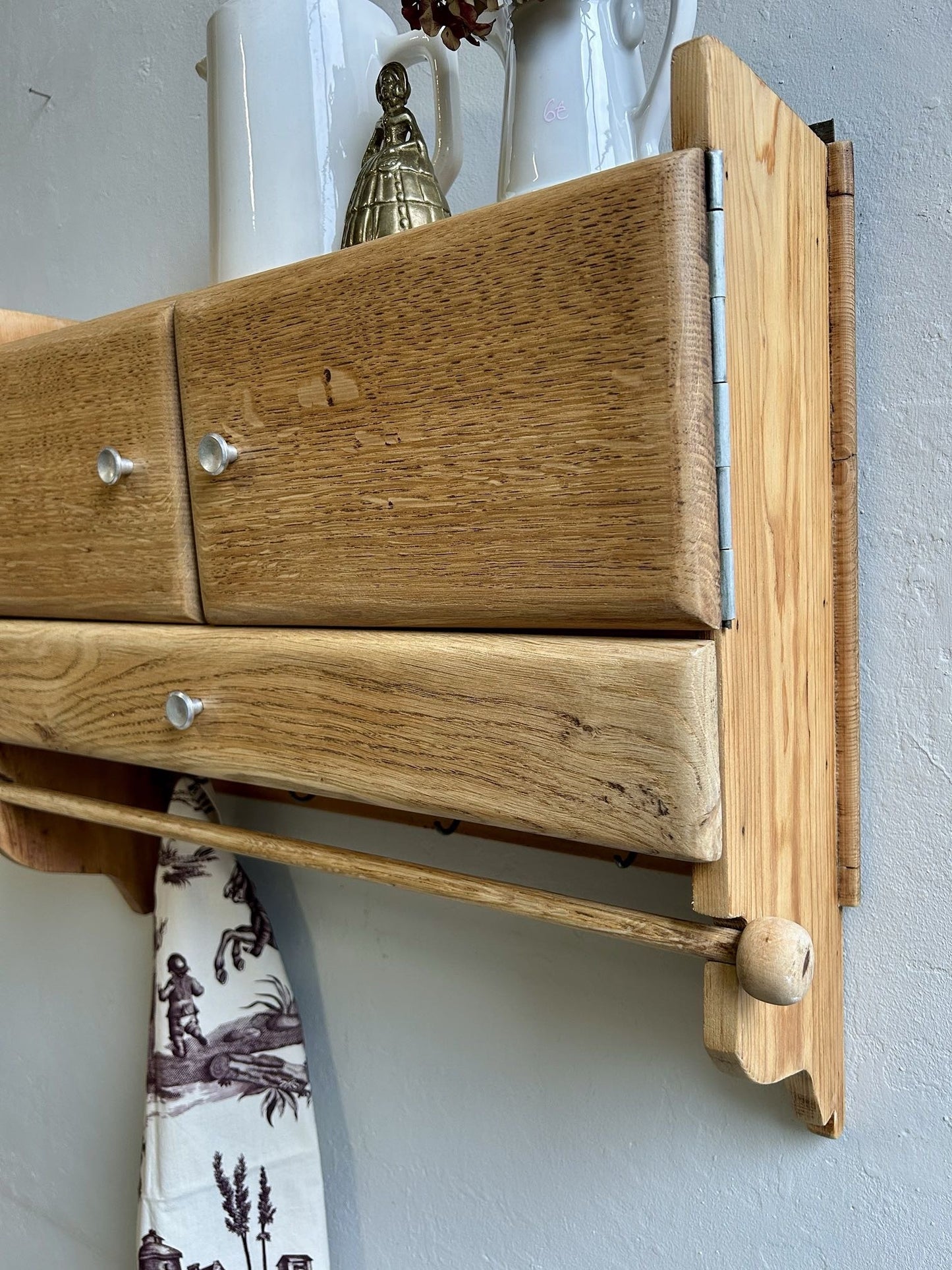 Étagère murale de cuisine en bois