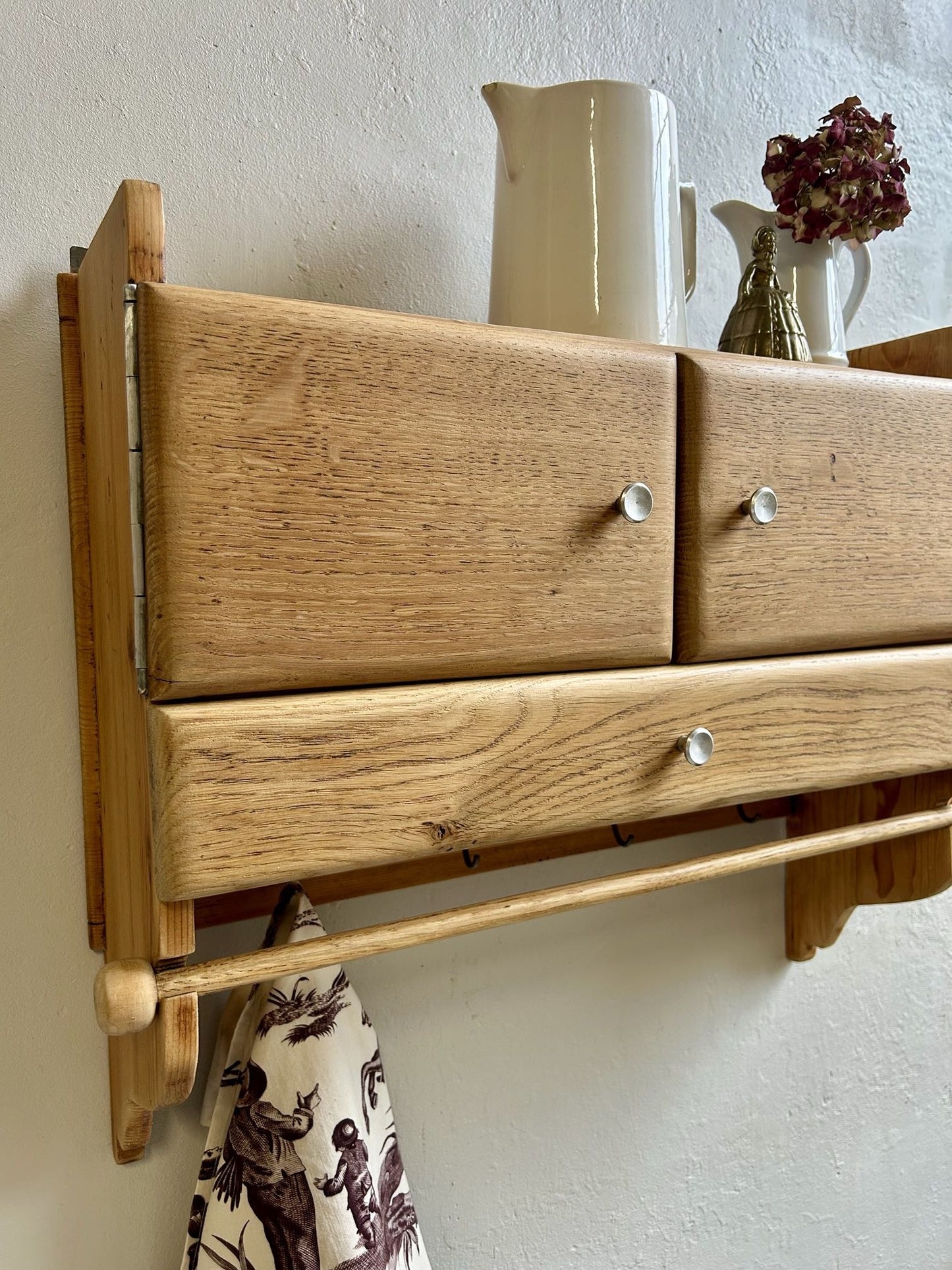 Étagère murale de cuisine en bois