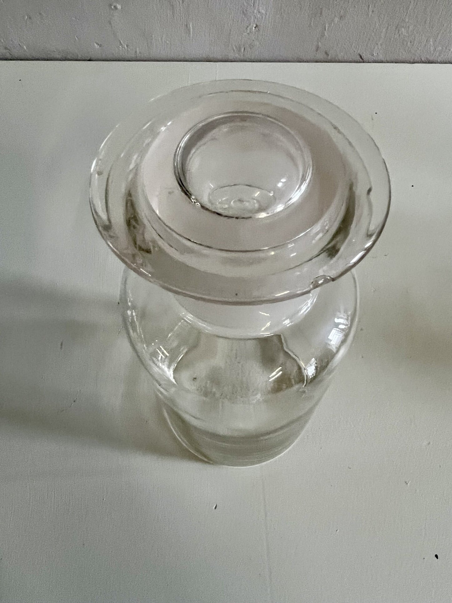 Flacon d’apothicaire avec couvercle