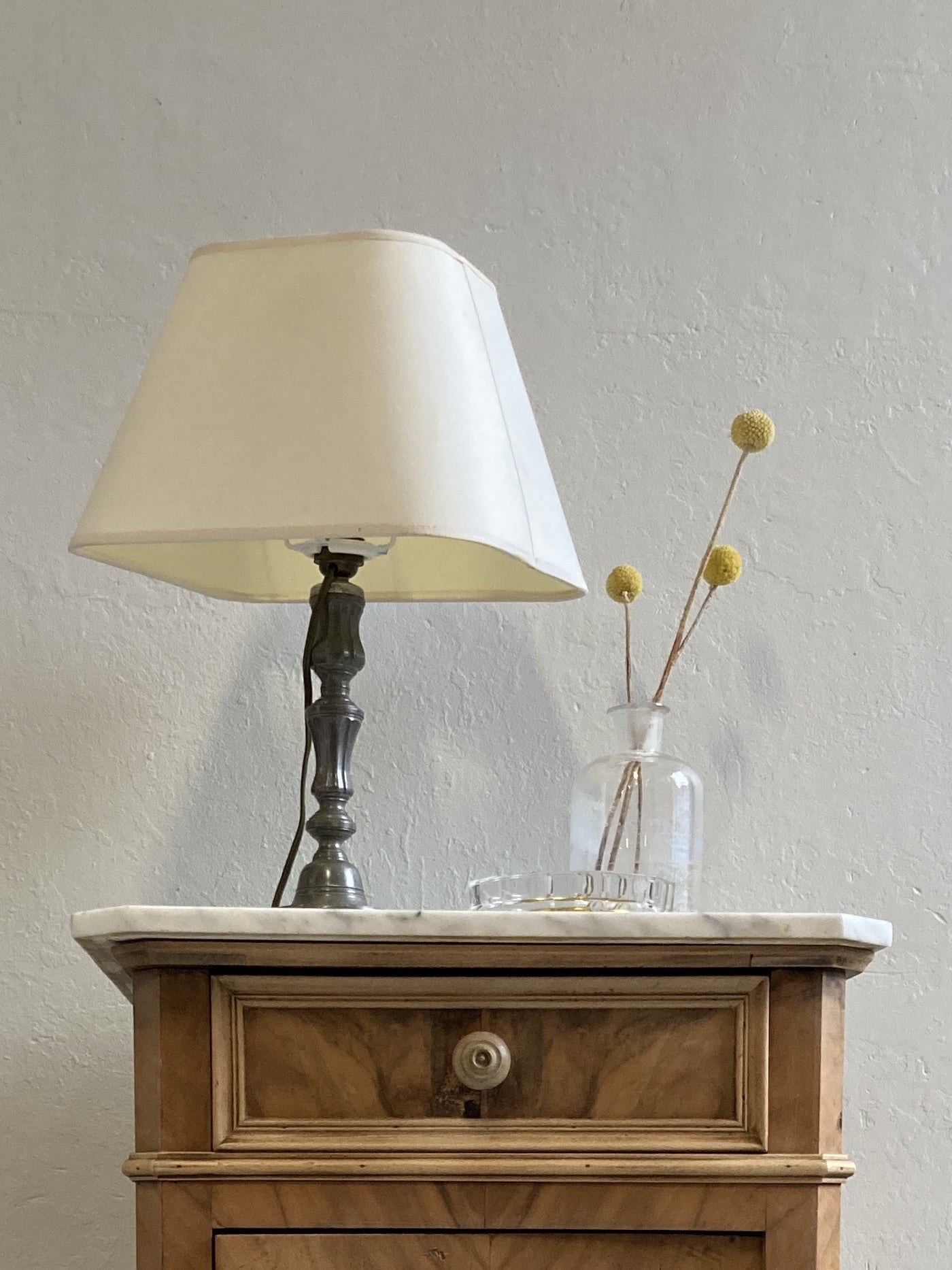 Lampe de chevet ancienne en étain