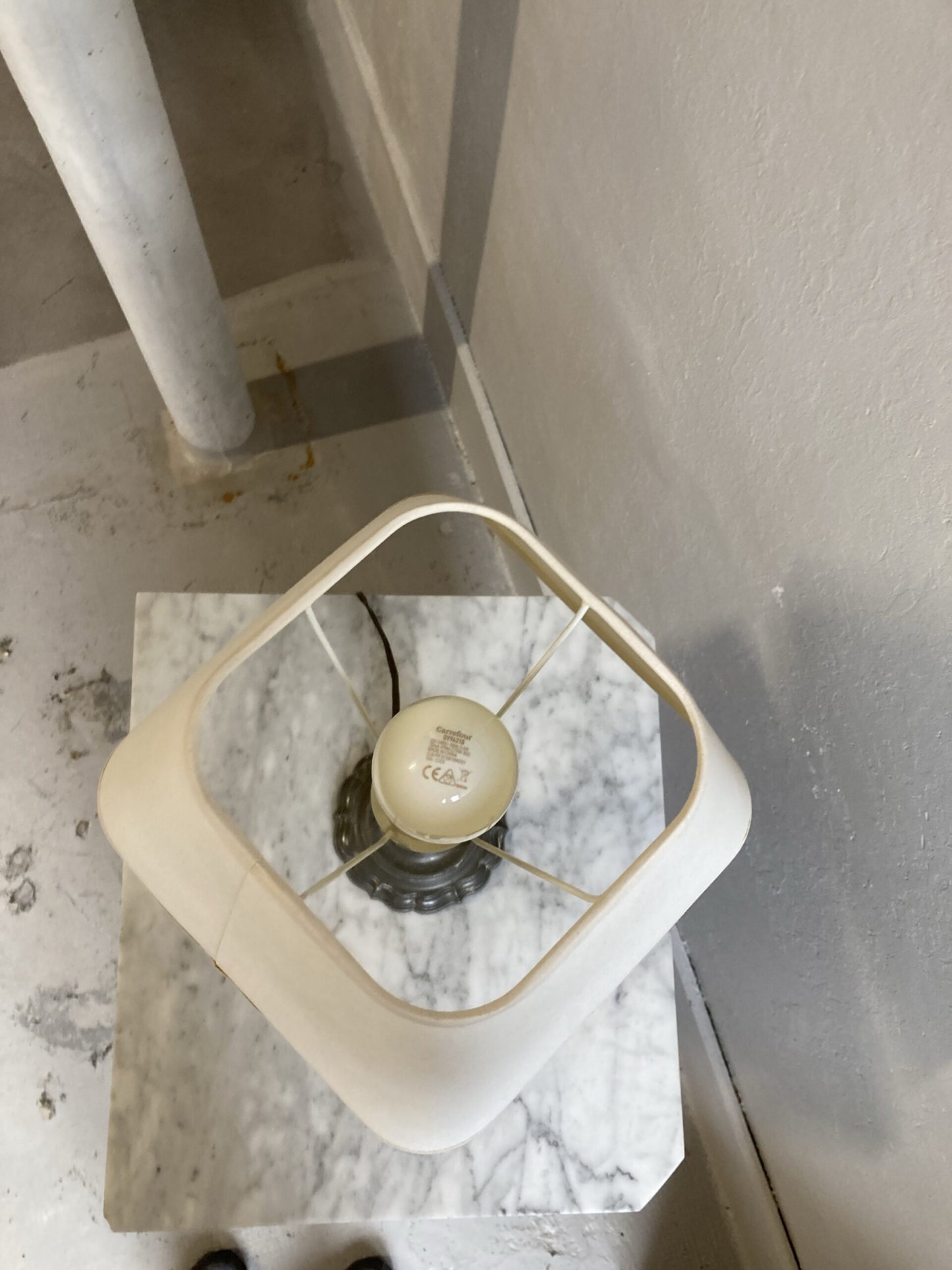 Lampe de chevet ancienne en étain