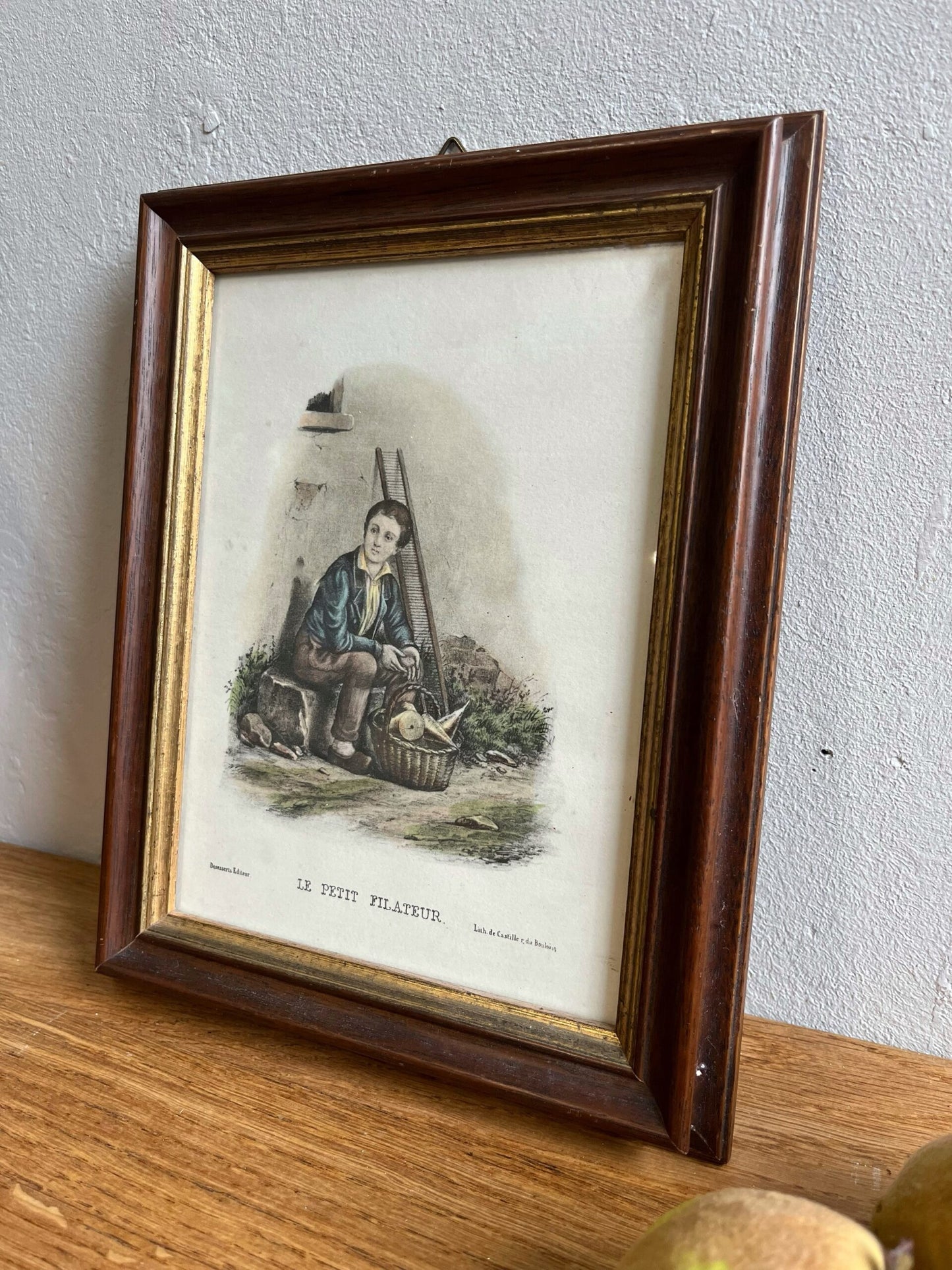 Portrait ancien “Le petit filateur”