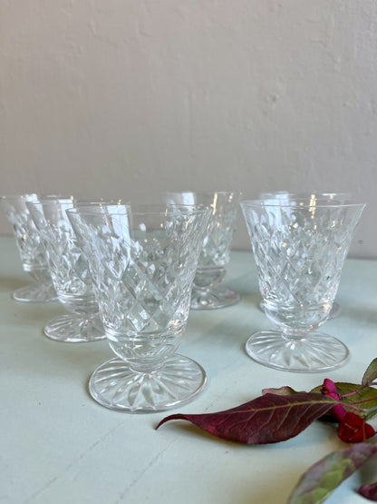 Verres à pieds en cristal ciselé - lot de 7