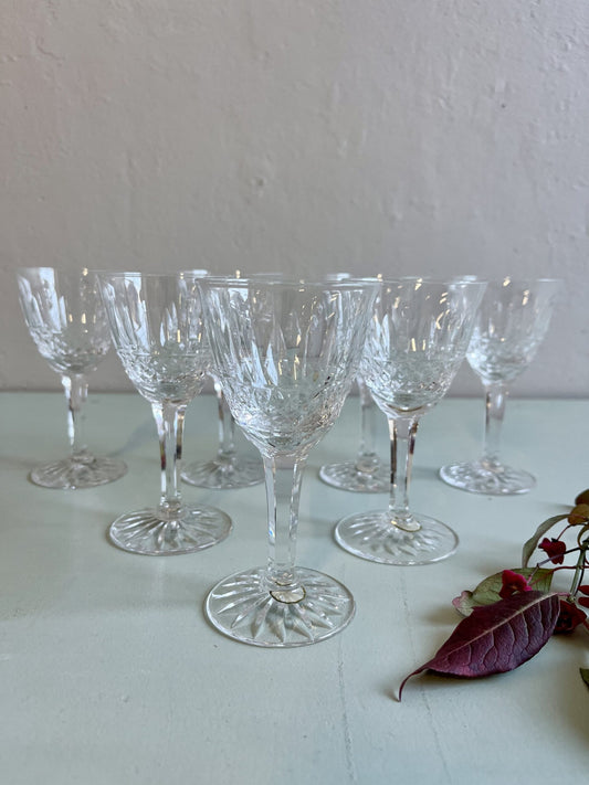 Verres à pieds en cristal ciselé - lot de 8