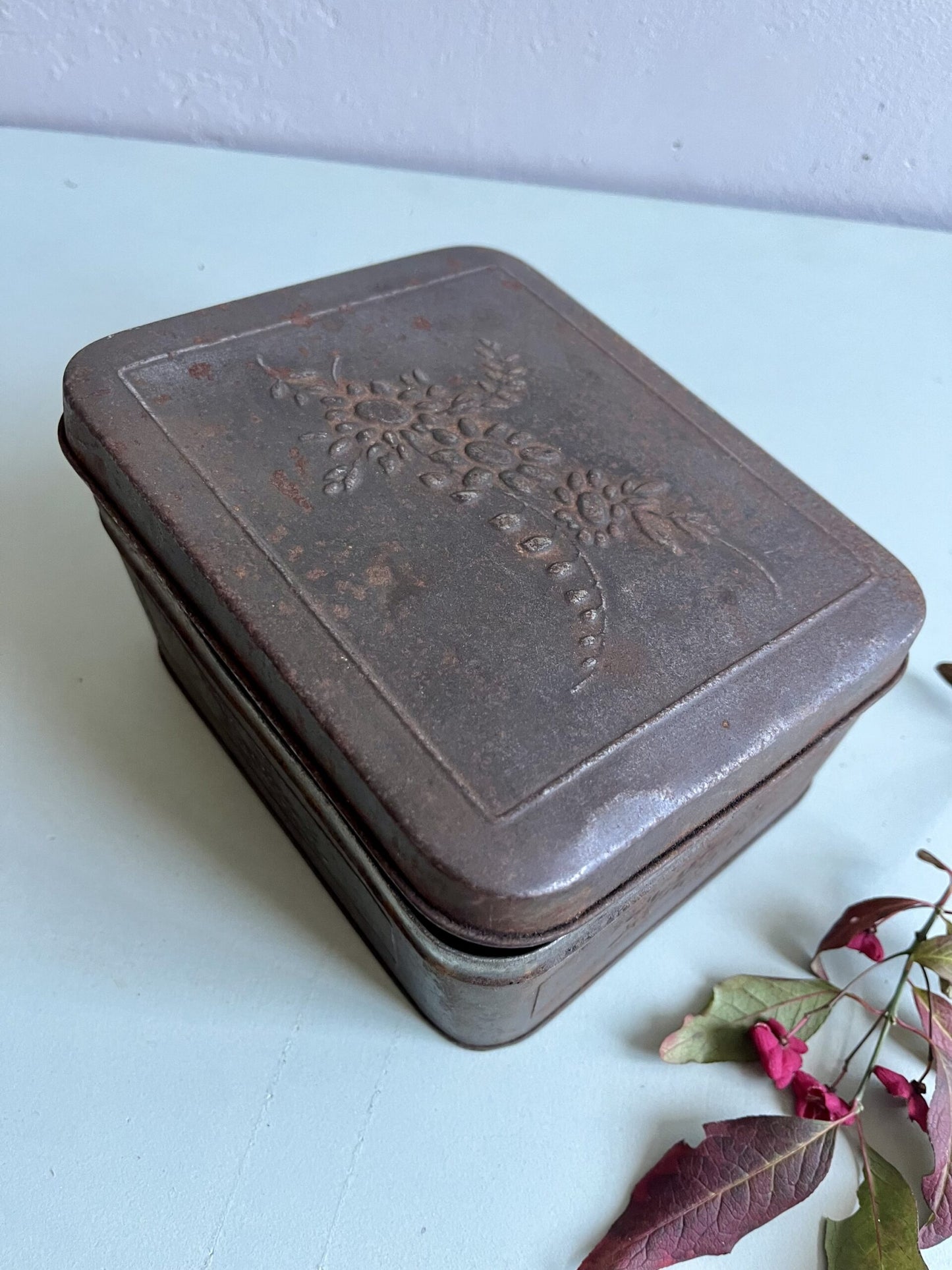 Boîte Maggi ancienne