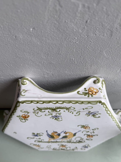 Dessous de plat en faïence de Moustiers