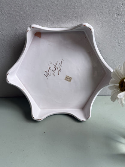 Dessous de plat en faïence de Moustiers