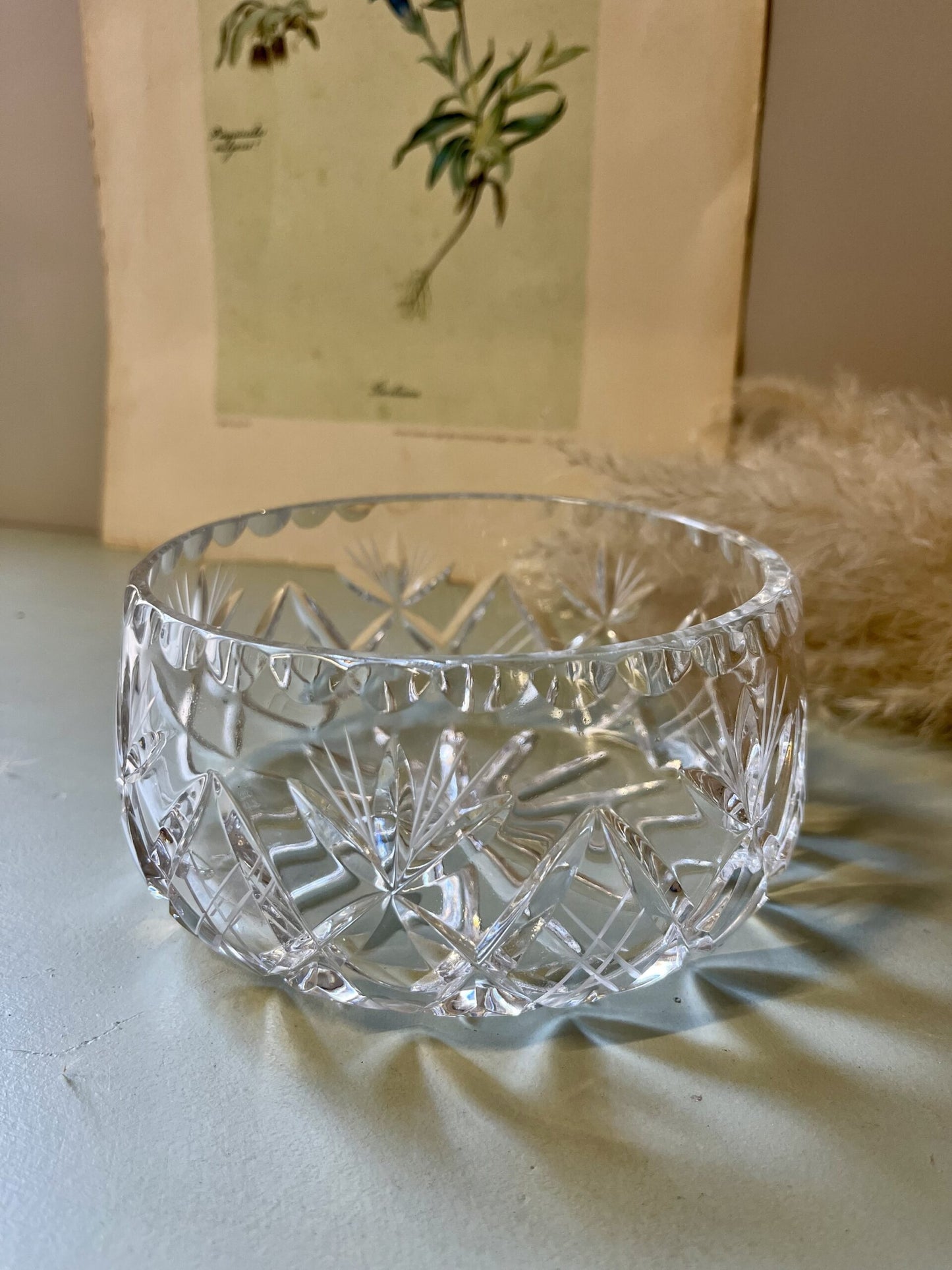 Coupelle en verre ciselé