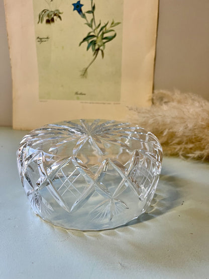 Coupelle en verre ciselé