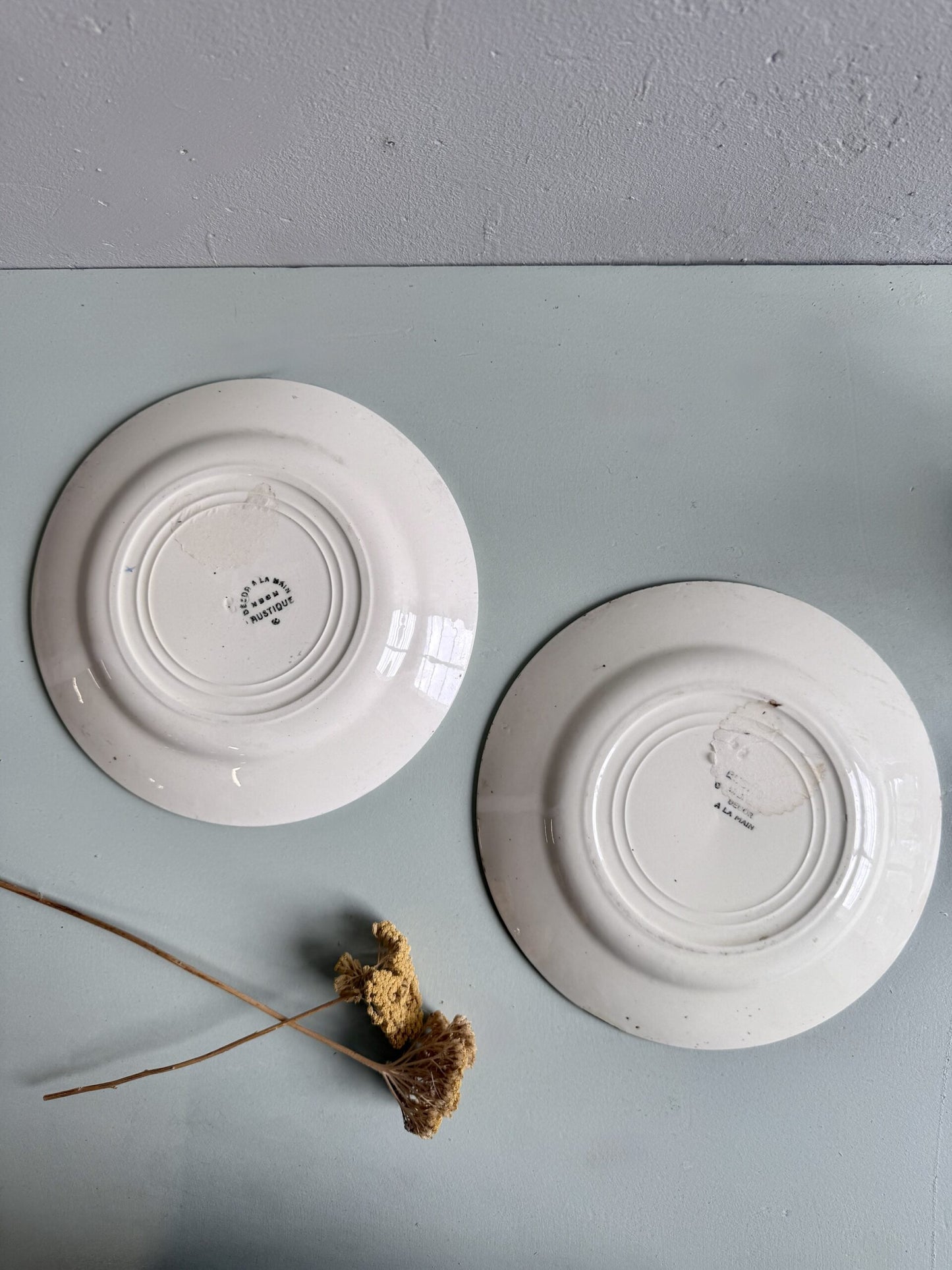 2 assiettes à dessert modèle Rustique - Creil et Montereau