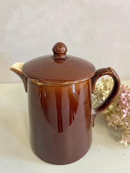 Pichet avec couvercle