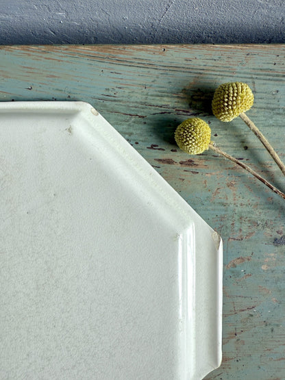 Plat octogonal en faïence à décor fleuri vintage