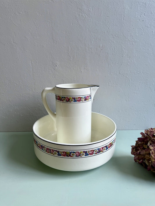 Vasque et broc de toilette