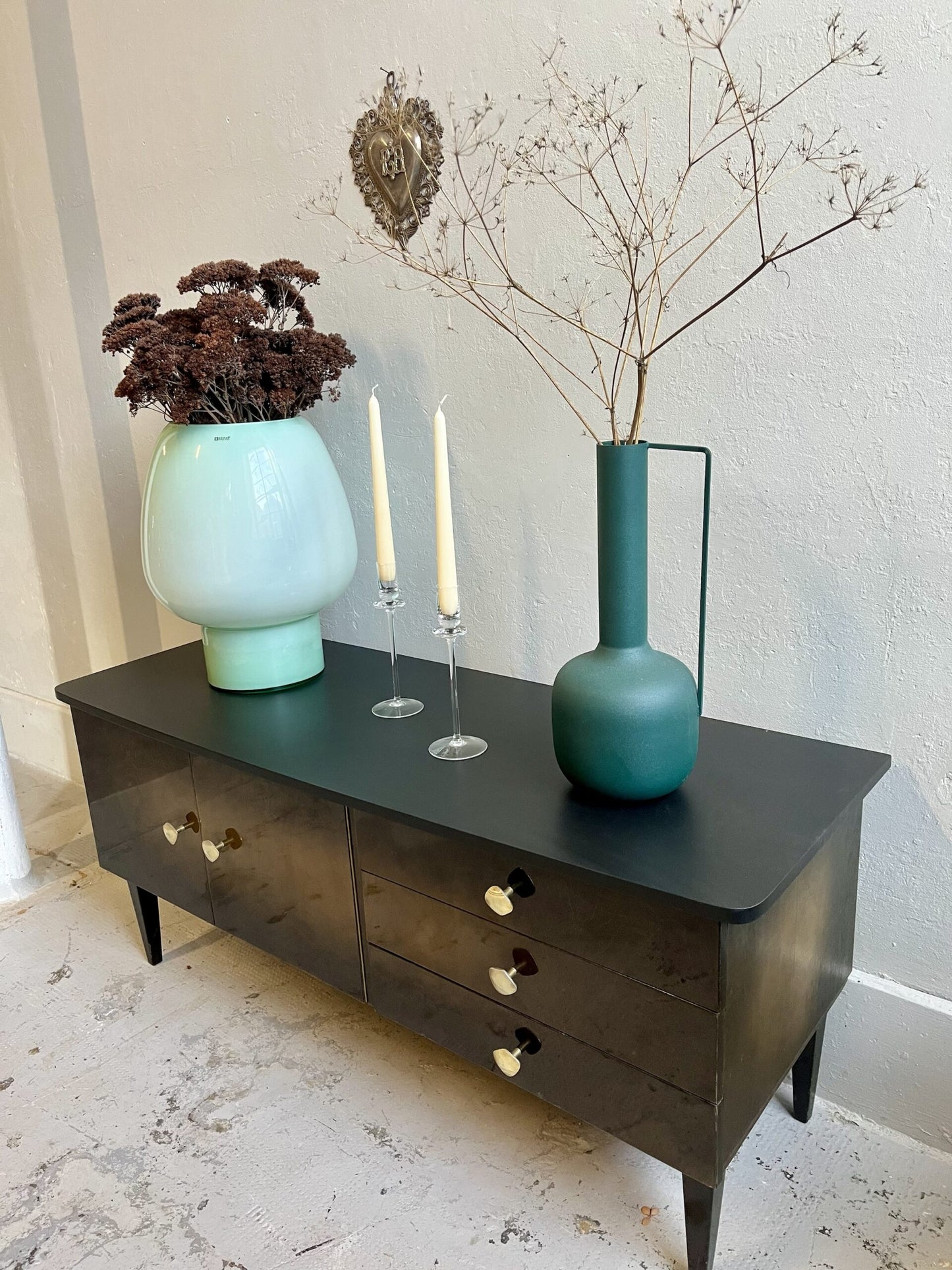 Buffet laqué plateau noir