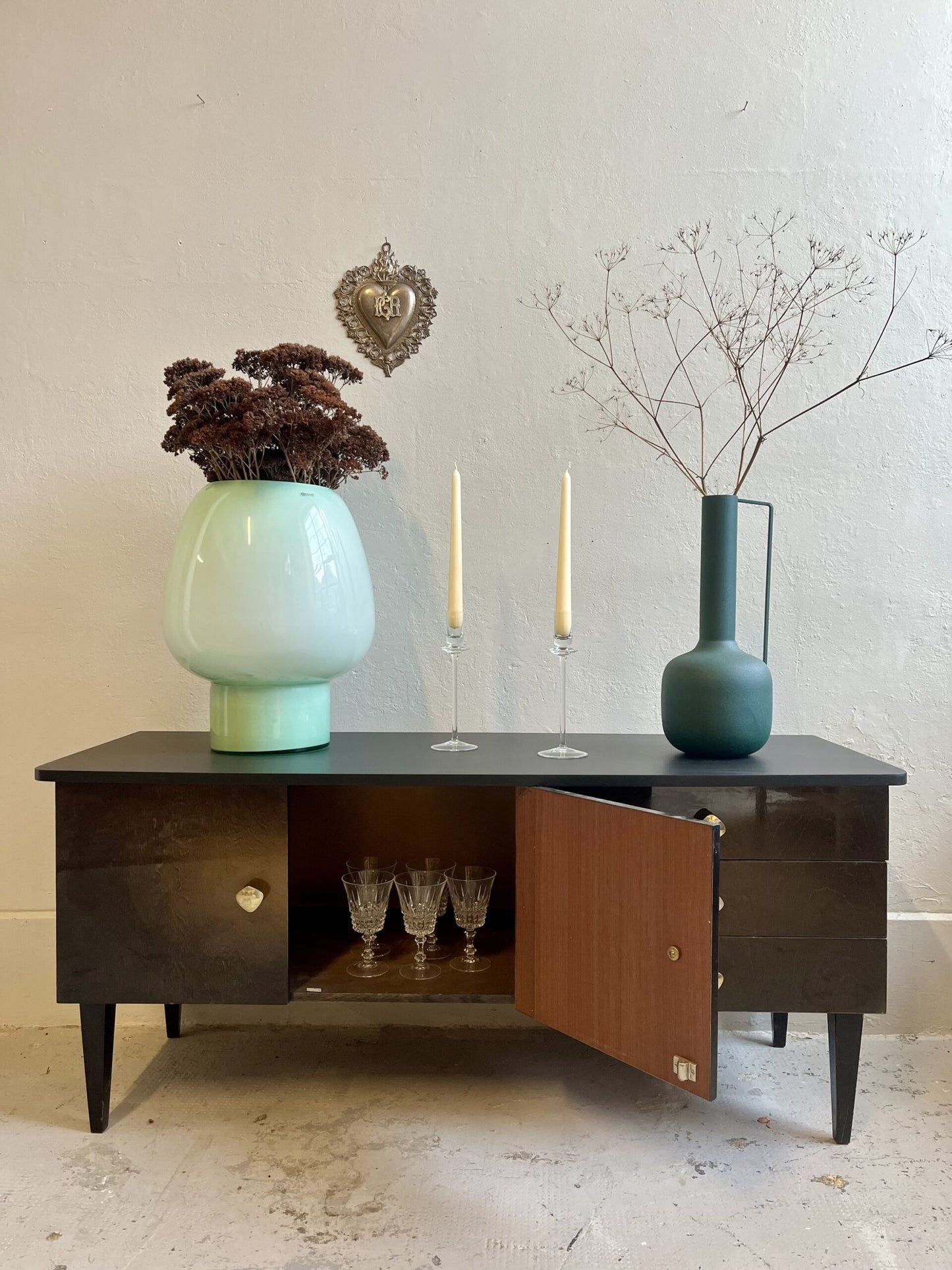 Buffet laqué plateau noir