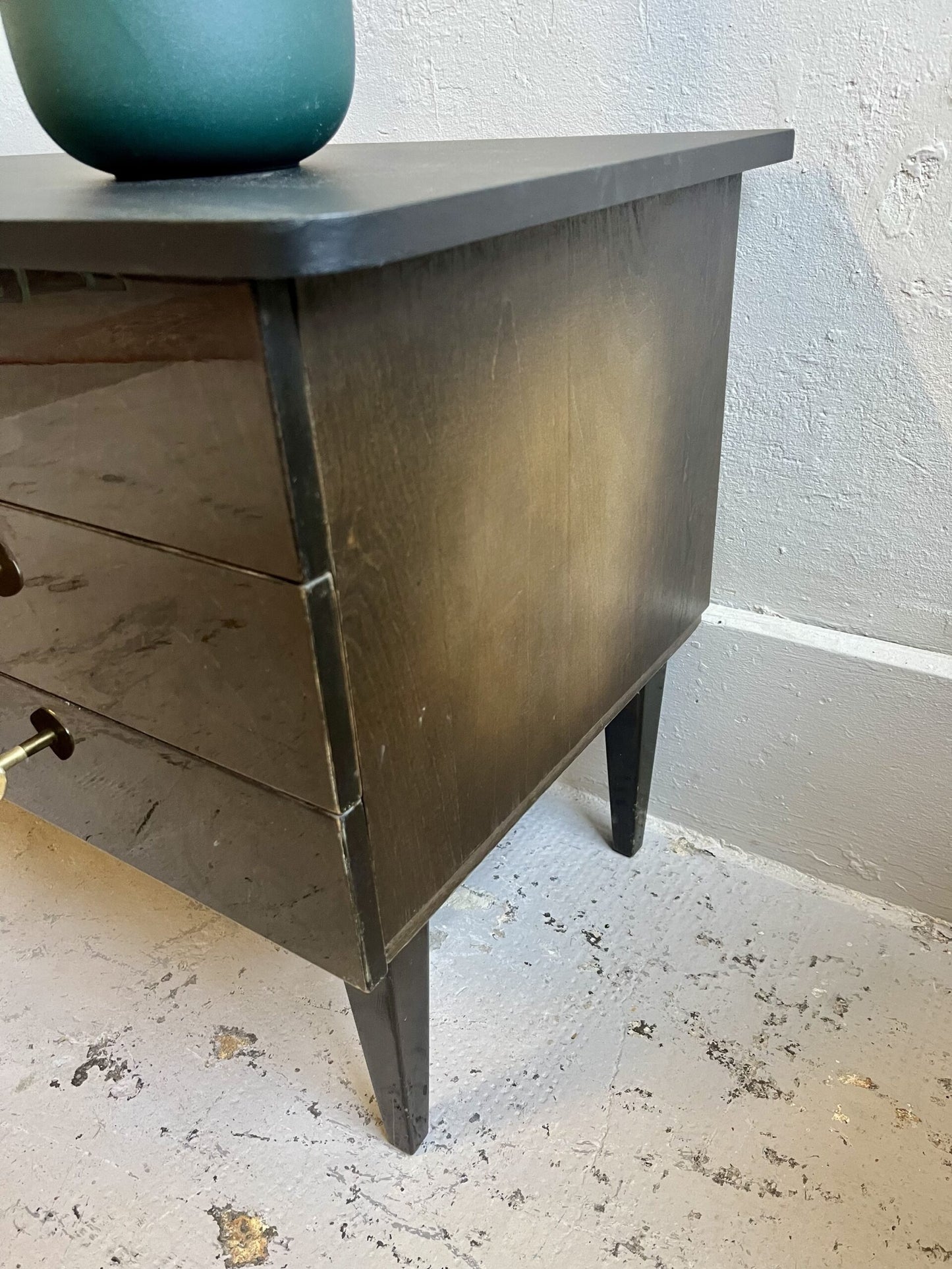 Buffet laqué plateau noir